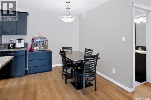 113 125 Willis Crescent, Saskatoon, SK - Indoor