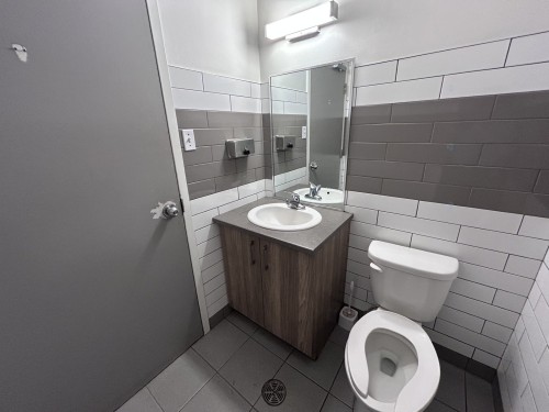 Salle d'eau - 2360 Boul. Du Curé-Labelle, Saint-Jérôme, QC - Indoor Photo Showing Bathroom