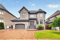 3889 Av. de l'Empereur  Laval (Duvernay), QC H7E 5M5