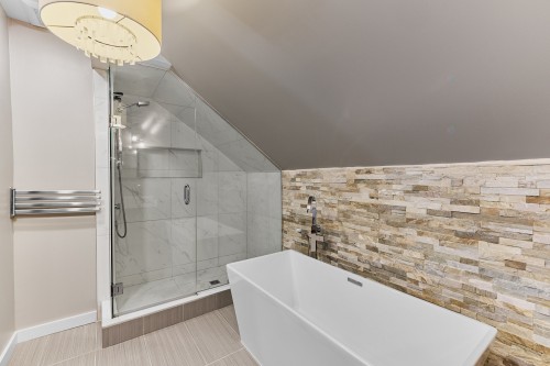 Salle de bains attenante à la CCP - 21 Rue Des Catalpas, Saint-Philippe, QC - Indoor Photo Showing Bathroom