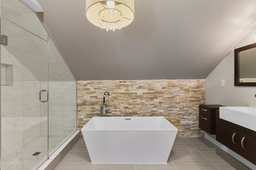 Salle de bains attenante à la CCP - 21 Rue Des Catalpas, Saint-Philippe, QC - Indoor Photo Showing Bathroom