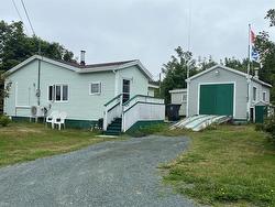 17 View Lane  Conception Bay South, NL A1W 5G6