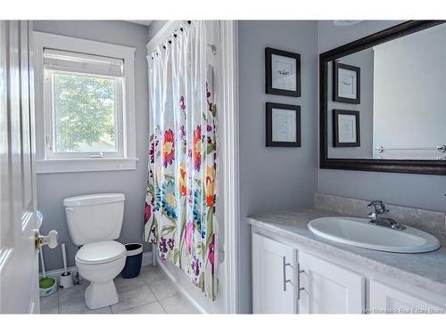 76 Hazelton Dr, Quispamsis, NB 