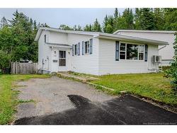 146 Wyatt CRES  Saint John, NB E2J 4E1