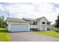 36 Gorveatte RD Dieppe, NB E1A 2E4