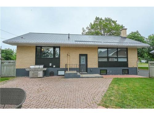 163 Des Peupliers St, Shippagan, NB 