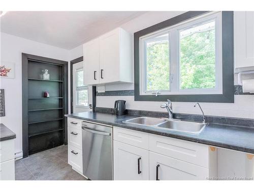 96 Old Coach Rd, Quispamsis, NB 