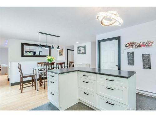 96 Old Coach Rd, Quispamsis, NB 