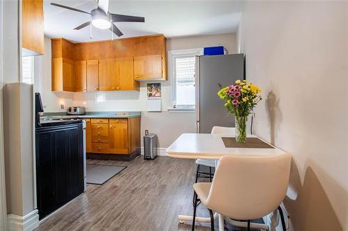 584 Centennial St, Winnipeg, MB - Indoor