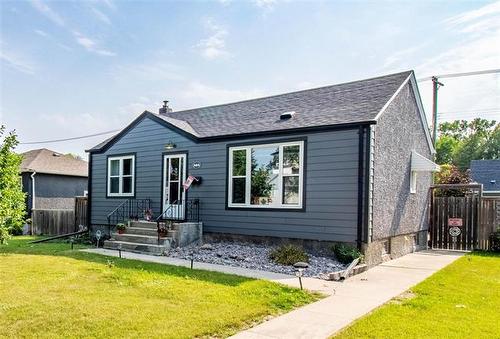 584 Centennial St, Winnipeg, MB - Outdoor