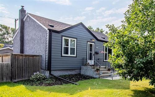 584 Centennial St, Winnipeg, MB - Outdoor
