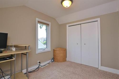 1019 Royse Ave, Winnipeg, MB - Indoor Photo Showing Office