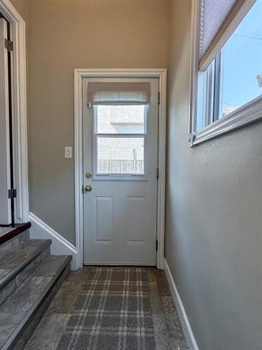 1019 Royse Ave, Winnipeg, MB - Indoor Photo Showing Other Room