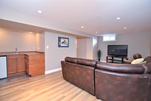 1019 Royse Ave, Winnipeg, MB - Indoor