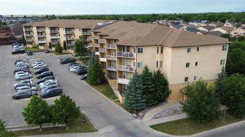 217-835 Adsum Dr, Winnipeg, MB - Outdoor With Balcony