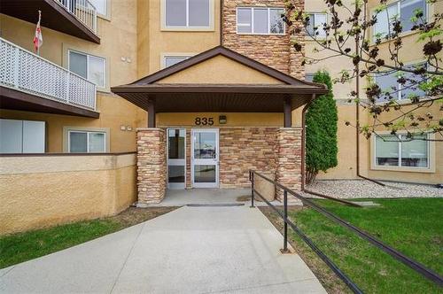 217-835 Adsum Dr, Winnipeg, MB - Outdoor With Balcony With Exterior