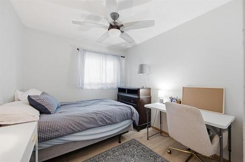 2307-100 Plaza Dr, Winnipeg, MB - Indoor Photo Showing Bedroom
