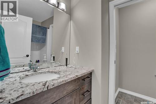 3826 Goldfinch Way, Regina, SK - Indoor Photo Showing Bathroom
