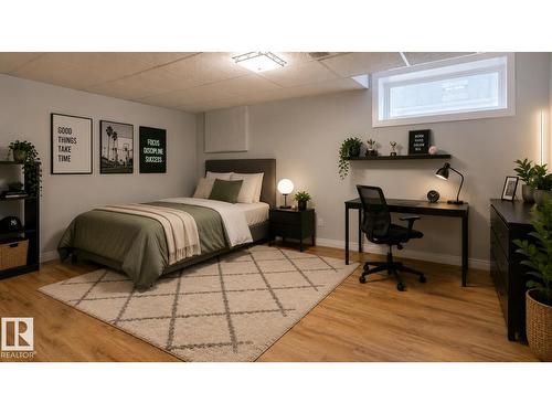 3615 10 Av Nw, Edmonton, AB - Indoor Photo Showing Bedroom
