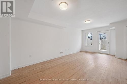 25 - 940 St David Street N, Centre Wellington (Fergus), ON - Indoor Photo Showing Other Room