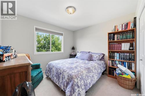 523 Denham Way, Saskatoon, SK - Indoor Photo Showing Bedroom