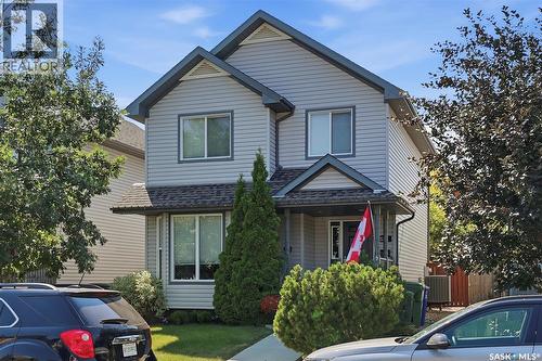 523 Denham Way, Saskatoon, SK - Outdoor