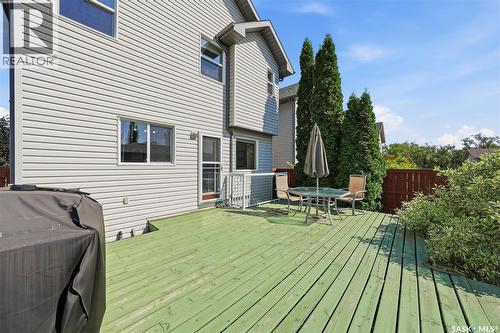 523 Denham Way, Saskatoon, SK - Outdoor