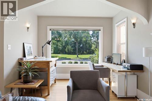 1021 12Th Street E, Saskatoon, SK - Indoor