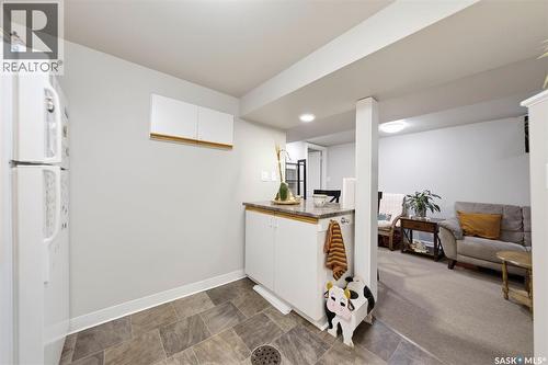 1021 12Th Street E, Saskatoon, SK - Indoor