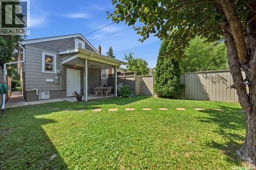 1021 12Th Street E, Saskatoon, SK - Outdoor