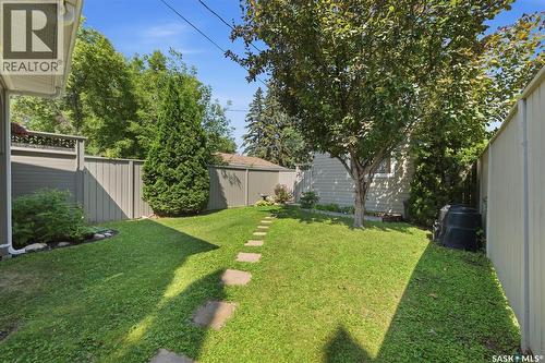 1021 12Th Street E, Saskatoon, SK - Outdoor