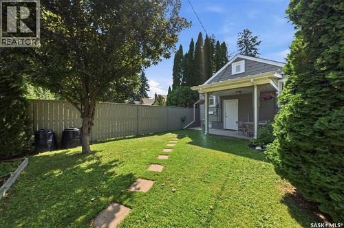 1021 12Th Street E, Saskatoon, SK - Outdoor