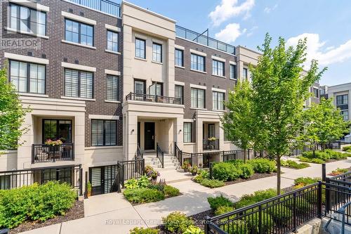 511 - 657 CRICKLEWOOD DRIVE  Mississauga, ON L5G 0B8