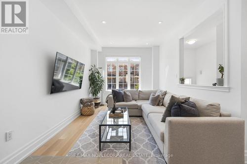 44 Lou Pomanti Street, Toronto, ON - Indoor Photo Showing Living Room