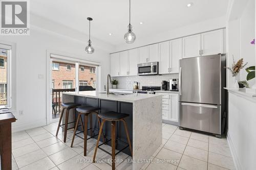 44 Lou Pomanti Street, Toronto, ON - Indoor Photo Showing Kitchen With Upgraded Kitchen