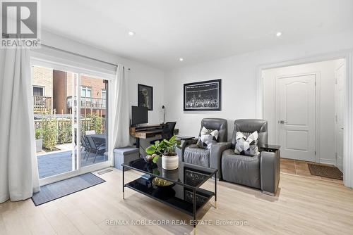 44 Lou Pomanti Street, Toronto, ON - Indoor Photo Showing Living Room