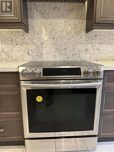 Main - 210 Ecclestone Drive, Brampton, ON - Indoor Photo Showing Kitchen