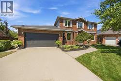 1953 HURONFIELD CLOSE Sarnia, ON N0N 1C0