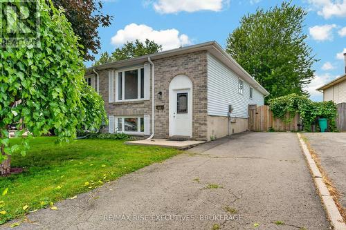 385 MELANIE AVENUE  Kingston (East Gardiners Rd), ON K7M 8B2