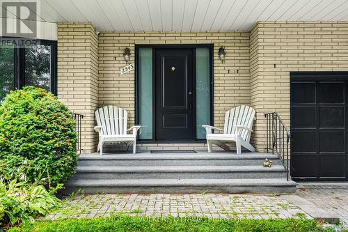 2343 Whitehaven Crescent, Ottawa, ON - Outdoor