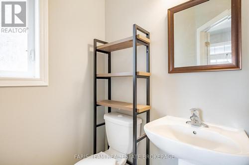 1016 Wright Drive, Midland, ON - Indoor Photo Showing Bathroom