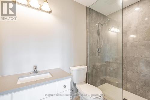 1016 Wright Drive, Midland, ON - Indoor Photo Showing Bathroom