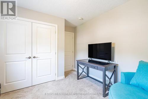 1016 Wright Drive, Midland, ON - Indoor