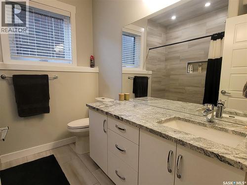 626 Kinloch Crescent, Saskatoon, SK - Indoor Photo Showing Bathroom