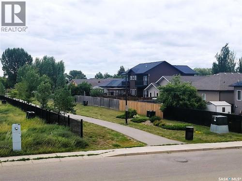 626 Kinloch Crescent, Saskatoon, SK - Outdoor