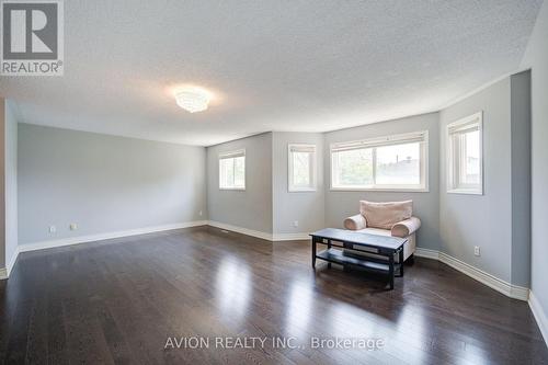29 Charrington Crescent, Markham, ON - Indoor