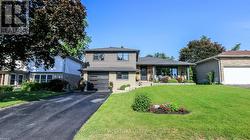 40 VARDEN AVENUE Barrie, ON L4M 4P1