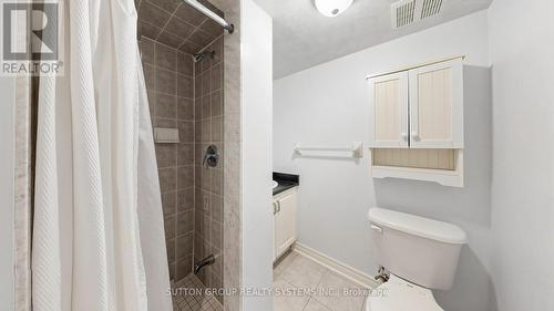 2138 Eglinton Avenue W, Toronto, ON - Indoor Photo Showing Bathroom