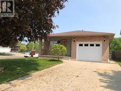 3 LANCER Court Unit# Lower Hamilton, ON L9B 2B1