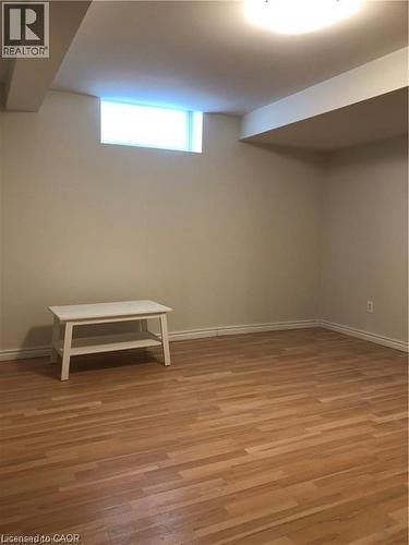 3 LANCER Court Unit# Lower , Hamilton, Ontario L9B 2B1 5